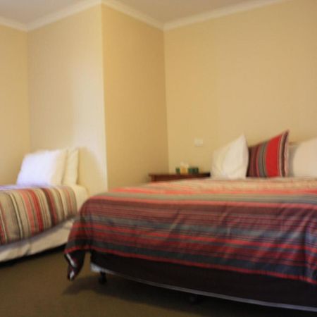Grand Manor Motor Inn Queanbeyan Eksteriør bilde