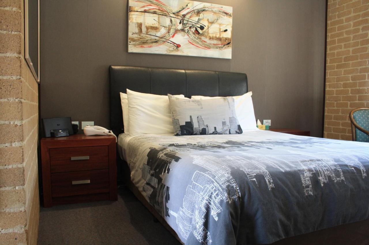 Grand Manor Motor Inn Queanbeyan Eksteriør bilde