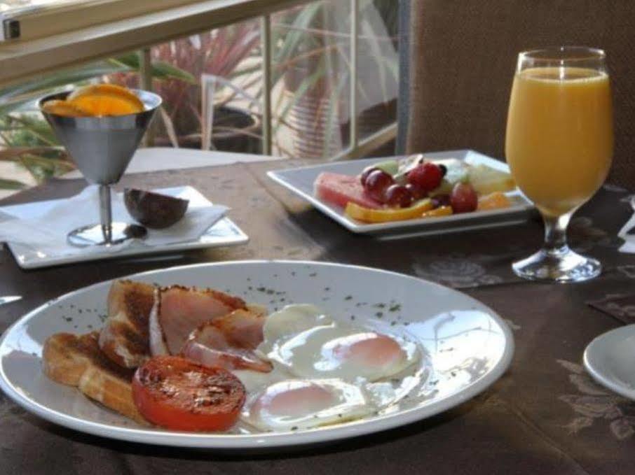 Grand Manor Motor Inn Queanbeyan Eksteriør bilde
