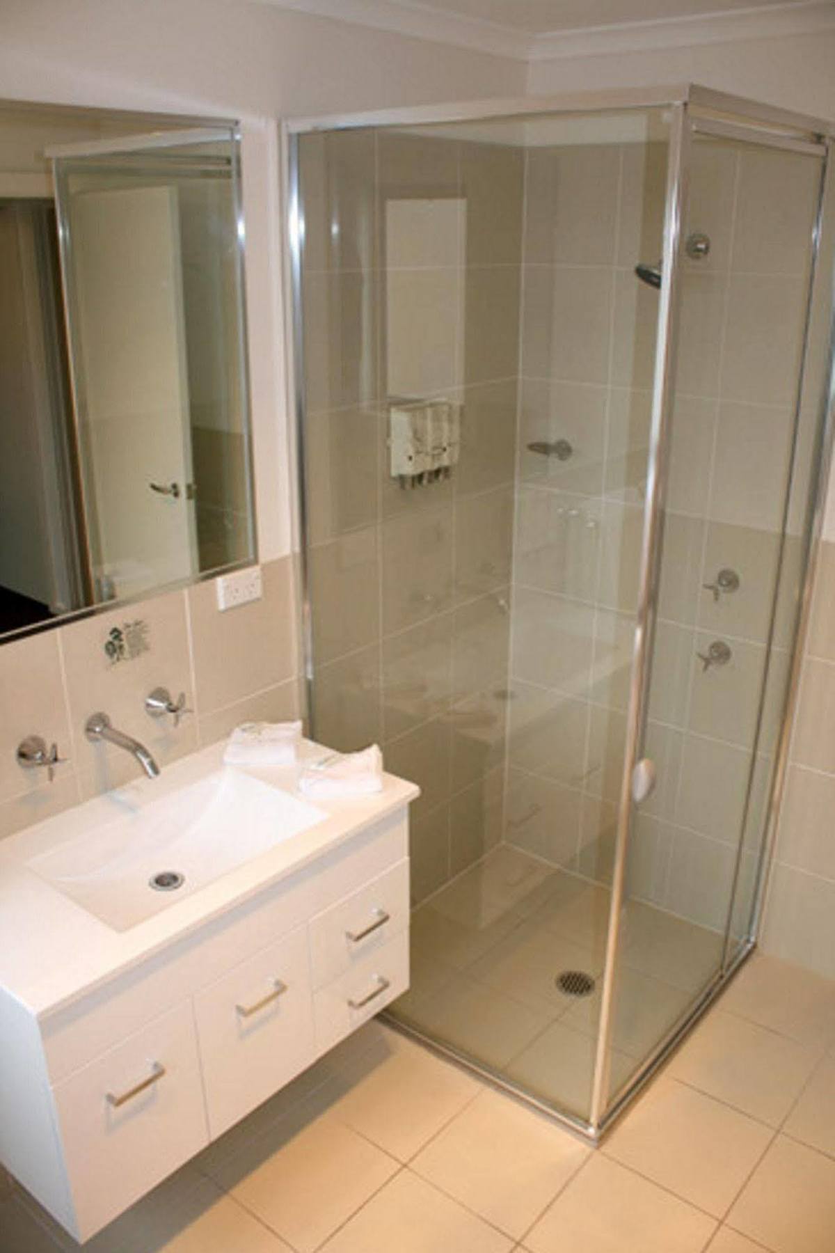 Grand Manor Motor Inn Queanbeyan Eksteriør bilde